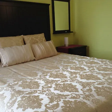 Airport Лісабон